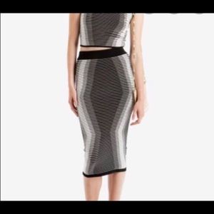 Ted Baker bodycon skirt black&white Size5 (US 12)